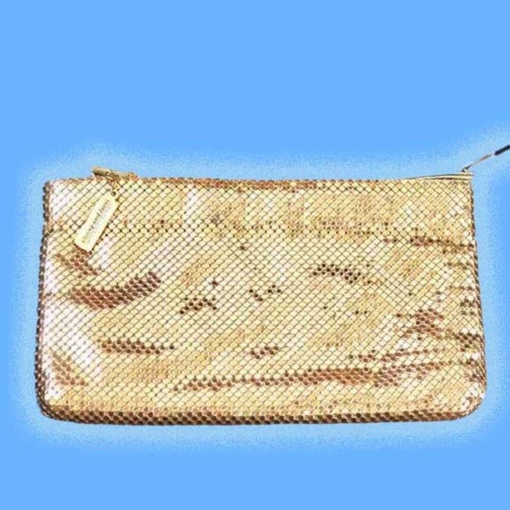 Vintage Whiting & Davis gold mesh evening bag-EUC